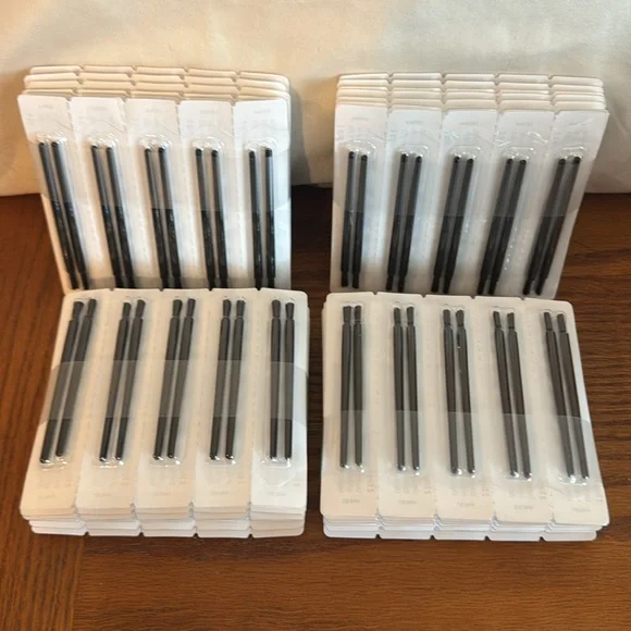 Eyelash Serum Applicators - Picture 2 of 2